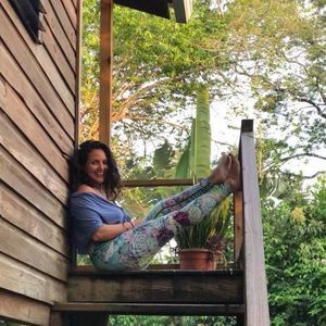 Meet your Posher, Lourdes